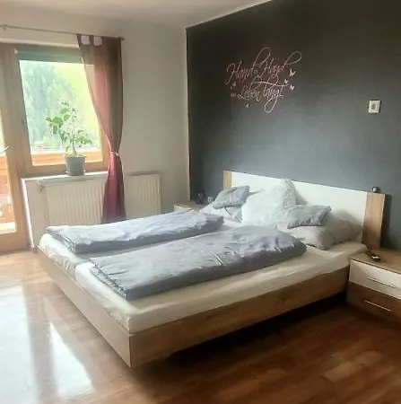 Biohof Untermar 아파트